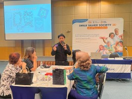 วาดภาพระบายสี ศิลปะด้วยมือวัยเก๋า ครั้งที่ 5