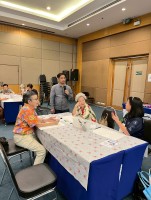 วาดภาพระบายสี ศิลปะด้วยมือวัยเก๋า ครั้งที่ 6