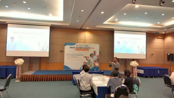 วาดภาพระบายสี ศิลปะด้วยมือวัยเก๋า ครั้งที่ 6