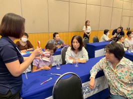 Strong teeth วัยเก๋า ฟันแข็งแรง