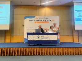 Strong teeth วัยเก๋า ฟันแข็งแรง