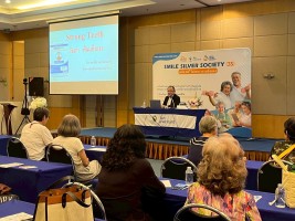 Strong teeth วัยเก๋า ฟันแข็งแรง