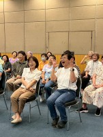 โยคะหัวเราะ ครั้งที่ 6